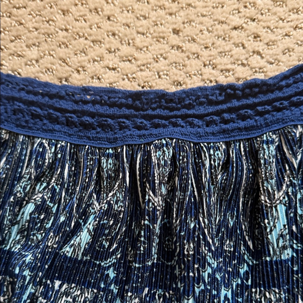‼️ Blue Patterned Off-Shoulder Top ‼️ - Picture 2 of 4